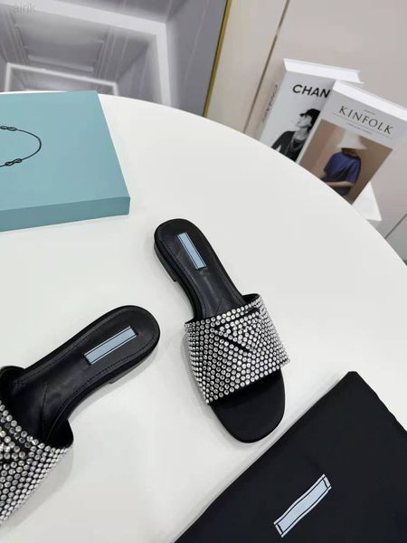 spring crystal diamond slippers iconic square toe high heels stylish luxury bright women's shoes size 35-42, Black
spring crystal diamond slippers iconic square toe high heels stylish luxury bright women's shoes size 35-42, Black