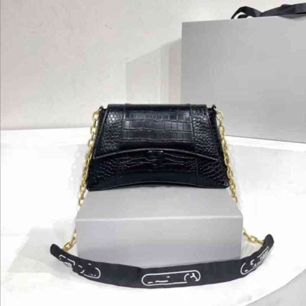 hourglas bag womens 2022 new fashion retro crocodile pattern shoulder lady real leather purses and handbags luxury designer
hourglas bag womens 2022 new fashion retro crocodile pattern shoulder lady real leather purses and handbags luxury designer