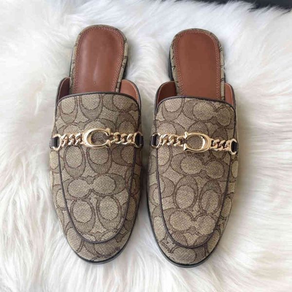 family new round buckle women's flat bottom sandals2022 trendy fashion design all-match ladies slippers, Black
family new round buckle women's flat bottom sandals2022 trendy fashion design all-match ladies slippers, Black