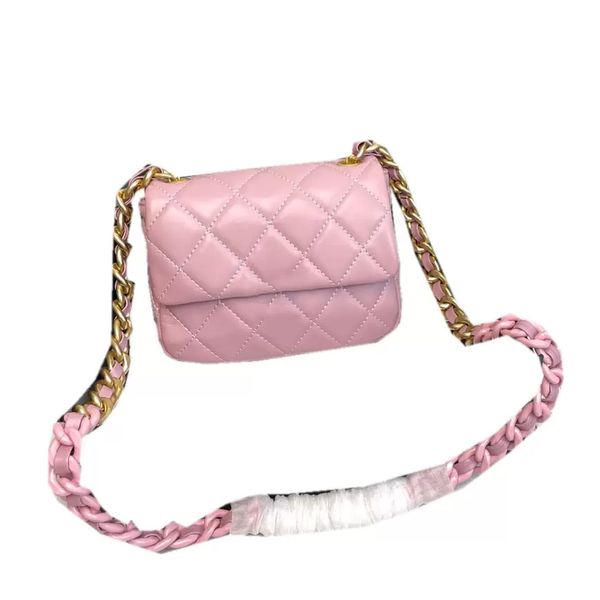 ly 22ss trendy square mini flap bag lambskin paint colorblock metal thick chain designer classic quilted plaid hardware shoulder bag french
ly 22ss trendy square mini flap bag lambskin paint colorblock metal thick chain designer classic quilted plaid hardware shoulder bag french