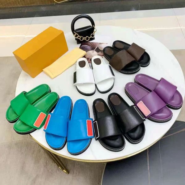 designer slippers women slipper fashion beach shoes flat non-slip sandals size 35-42casual fashion versatile style, Black
designer slippers women slipper fashion beach shoes flat non-slip sandals size 35-42casual fashion versatile style, Black
