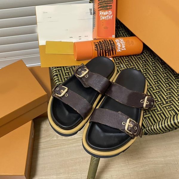 designer men women sandals printed genuien leather comfortable thick sole soft flat slippers beach outdoor office shoes loafers pillow comfo, Black
designer men women sandals printed genuien leather comfortable thick sole soft flat slippers beach outdoor office shoes loafers pillow comfo, Black
