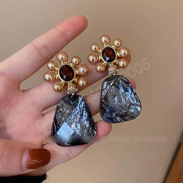 fashion jewelry s925 silver post dangle earrings faux pearl flower acrylic vintage stud earrings
fashion jewelry s925 silver post dangle earrings faux pearl flower acrylic vintage stud earrings