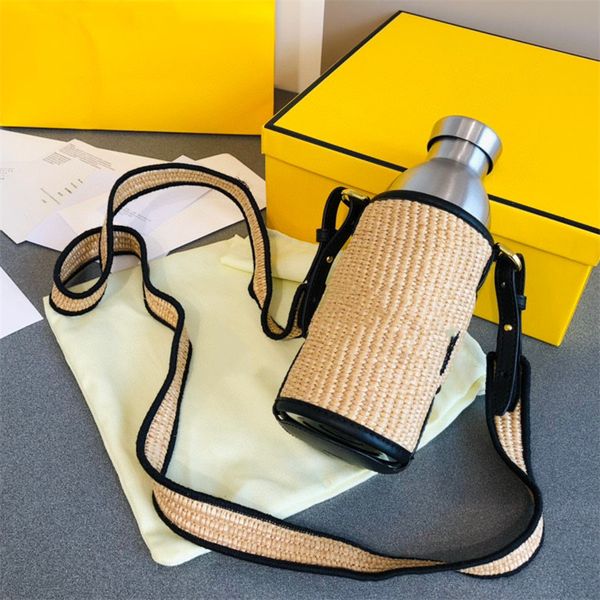 water bottle with cup case new men's and women's sports vacuum cup classic style yellow gift box packing cups 
water bottle with cup case new men's and women's sports vacuum cup classic style yellow gift box packing cups