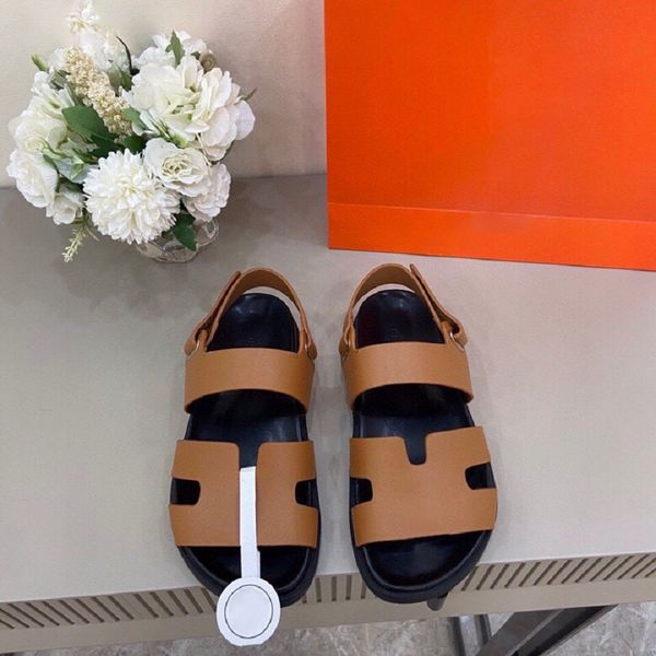 2022 luxury sandals designer slippers brand slide flip flops genuine leather women casual shoes sneakers trainer by bagshoe1978 015, Black
2022 luxury sandals designer slippers brand slide flip flops genuine leather women casual shoes sneakers trainer by bagshoe1978 015, Black