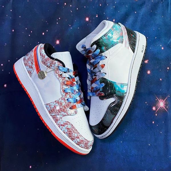designer shoes se take flight basketball 1s 1 white red blue black leakage 3d sports sneakers retro cool outdoor shoe
designer shoes se take flight basketball 1s 1 white red blue black leakage 3d sports sneakers retro cool outdoor shoe