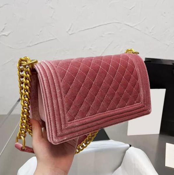 sw velour classic boy girls bag classic flap quilted gold metal hardware with strass cross body shoulder famouse luxury designer handbags 25
sw velour classic boy girls bag classic flap quilted gold metal hardware with strass cross body shoulder famouse luxury designer handbags 25