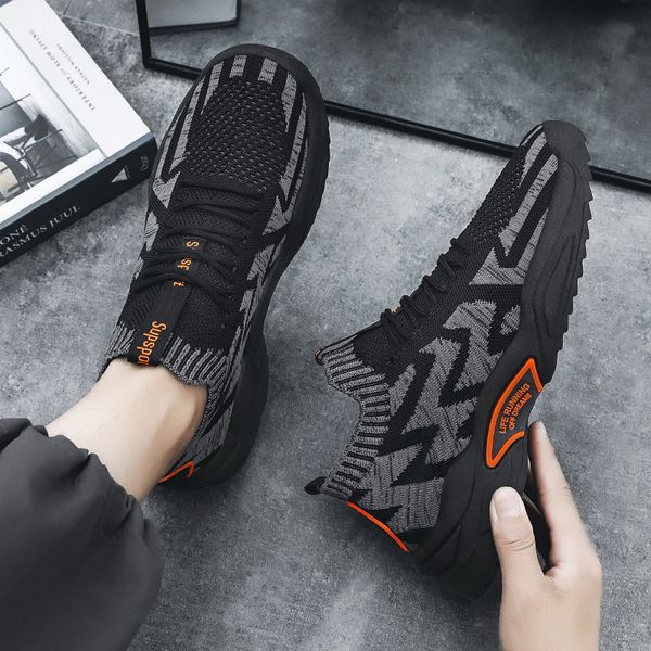 summer and autumn new running shoes low-flying woven men's fashion outdoor mesh sneakers
summer and autumn new running shoes low-flying woven men's fashion outdoor mesh sneakers