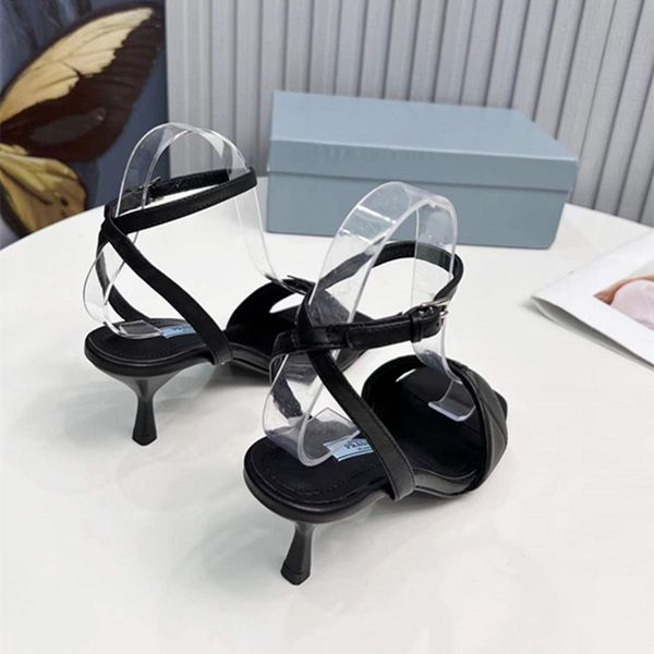2022 designer classic womens shoes high heels fashion beach thick soled dress shoes alpha womens sandals 34-41, Black
2022 designer classic womens shoes high heels fashion beach thick soled dress shoes alpha womens sandals 34-41, Black