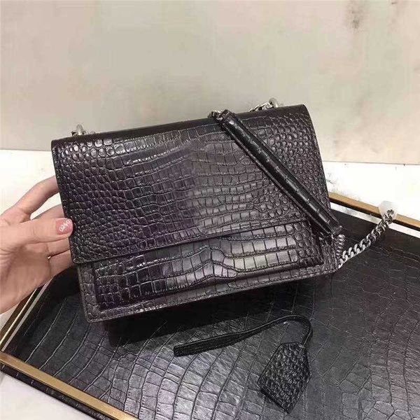 shoulder bags female bag 2021 high-end sense of crocodile grain genuine leather designer handbags tote handbag messenger korean chain niche
shoulder bags female bag 2021 high-end sense of crocodile grain genuine leather designer handbags tote handbag messenger korean chain niche