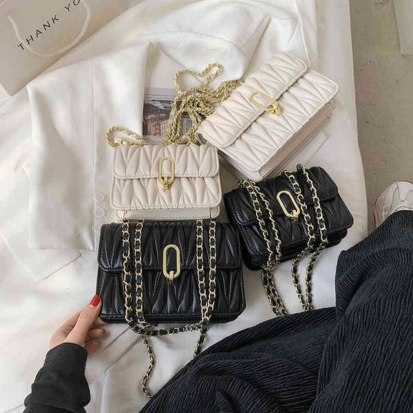 bags handbags hong kong lingge chain women's 2022 fashion korean version messenger solid color single shoulder small square bag, Black;red
bags handbags hong kong lingge chain women's 2022 fashion korean version messenger solid color single shoulder small square bag, Black;red