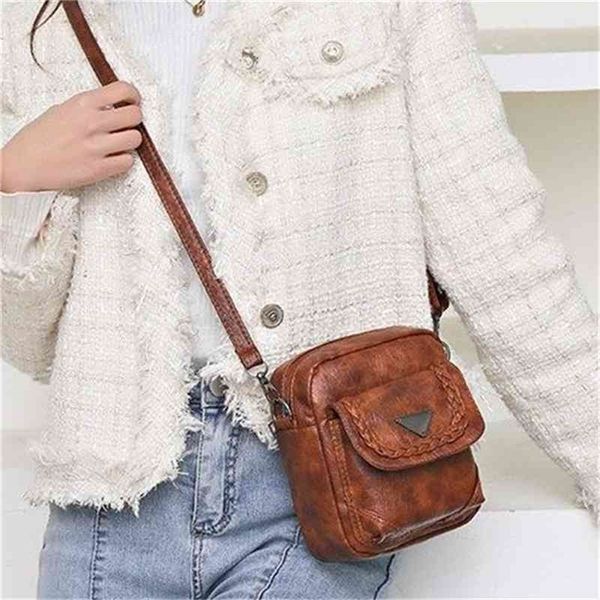 fashion soft leather leisure mini shoulder bag small square shopping trend with change mobile phone bag 75% purses stores sale
fashion soft leather leisure mini shoulder bag small square shopping trend with change mobile phone bag 75% purses stores sale