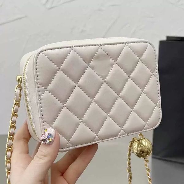 ly luxury ladies mini cosmetic box bags solid color genuine leather classic handbags shoulder bag gold-tone metal ball chains zip designer c
ly luxury ladies mini cosmetic box bags solid color genuine leather classic handbags shoulder bag gold-tone metal ball chains zip designer c