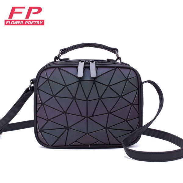 women handbags geometric purse holographic handbag luminous satchel crossbody wallet clutch bags for camera bag 220527
women handbags geometric purse holographic handbag luminous satchel crossbody wallet clutch bags for camera bag 220527