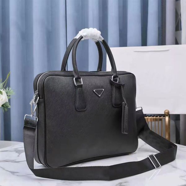 bags luxurys men business briefcase one shoulder diagonal handbag computer bag genuine leather zipper letter canvas interior simple casual00
bags luxurys men business briefcase one shoulder diagonal handbag computer bag genuine leather zipper letter canvas interior simple casual00