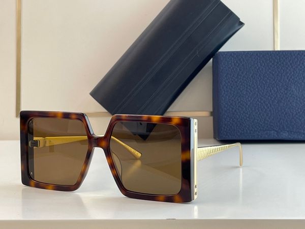 designer sunglasses for woman signature 30 montaigne 9 new fashion retro summer anti-ultraviolet box, White;black
designer sunglasses for woman signature 30 montaigne 9 new fashion retro summer anti-ultraviolet box, White;black