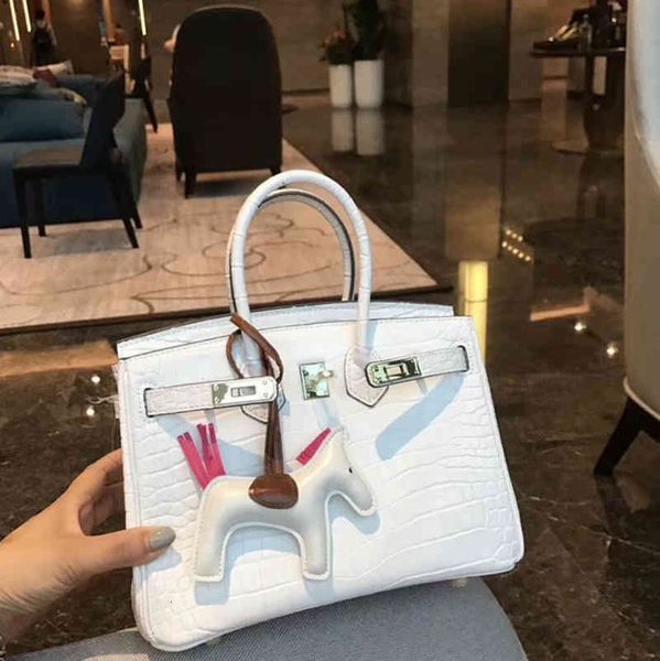luxury h bags official designer handbags website paul herme women's 2022 leather crocodile pattern single shoulder messenger b1mt
luxury h bags official designer handbags website paul herme women's 2022 leather crocodile pattern single shoulder messenger b1mt