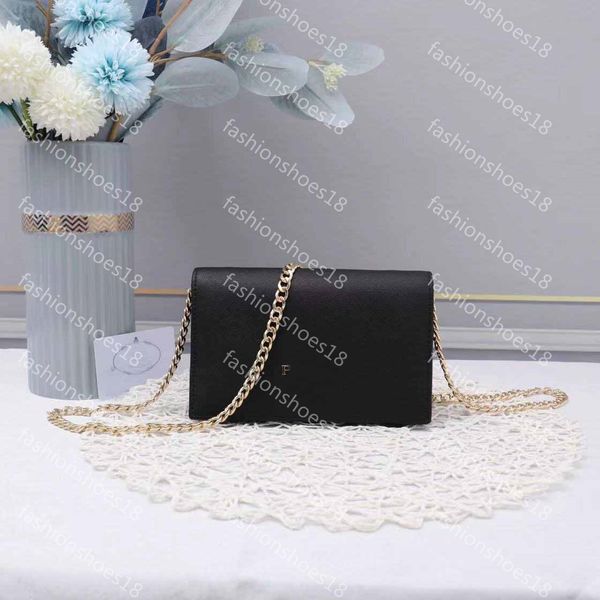 2021 stewardess bag cross grain cowhide single shoulder messenger waist purses fanny pack drop leg bags
2021 stewardess bag cross grain cowhide single shoulder messenger waist purses fanny pack drop leg bags