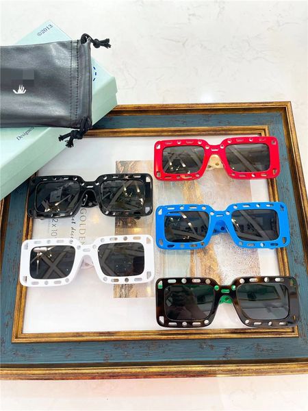 new designer sunglasses 22ss chao brand off sunglass oeri025 hollow out dign ins net red same men's and women's sunglass, White;black
new designer sunglasses 22ss chao brand off sunglass oeri025 hollow out dign ins net red same men's and women's sunglass, White;black