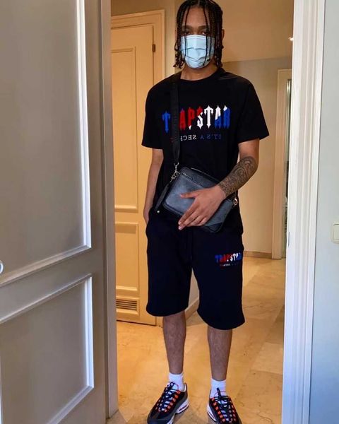 2022 new trapstar short sleeve crew neck t shirt suit chenille decoded shorts collection - black ice flavor 2.0 men's summer beach shor, White;black
2022 new trapstar short sleeve crew neck t shirt suit chenille decoded shorts collection - black ice flavor 2.0 men's summer beach shor, White;black