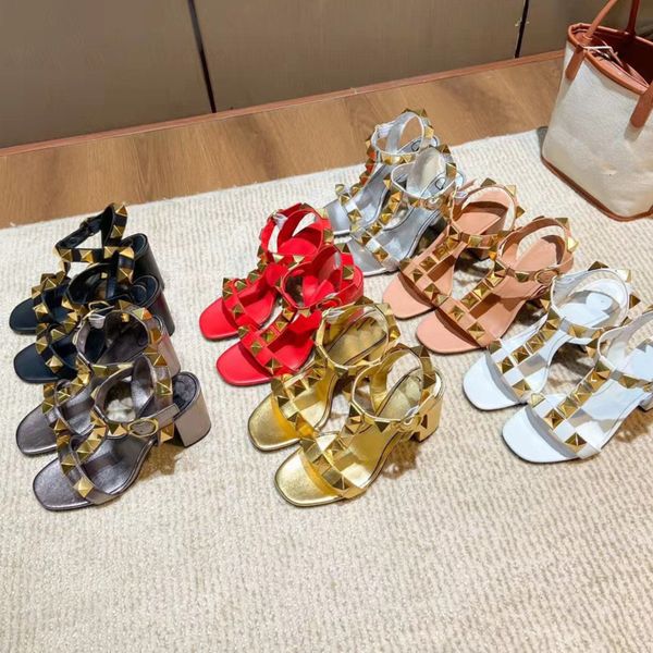 high-quality tide brand vt women's shoes 2022 summer rivet decoration round head thick heel high heels fashion hollow short boots, Black
high-quality tide brand vt women's shoes 2022 summer rivet decoration round head thick heel high heels fashion hollow short boots, Black