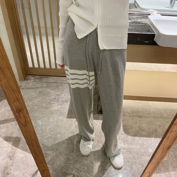 men's pants designer knitted wool four bar straight pants 22 autumn and winter new tb college style leisure wide leg fashion 0k13, Black
men's pants designer knitted wool four bar straight pants 22 autumn and winter new tb college style leisure wide leg fashion 0k13, Black