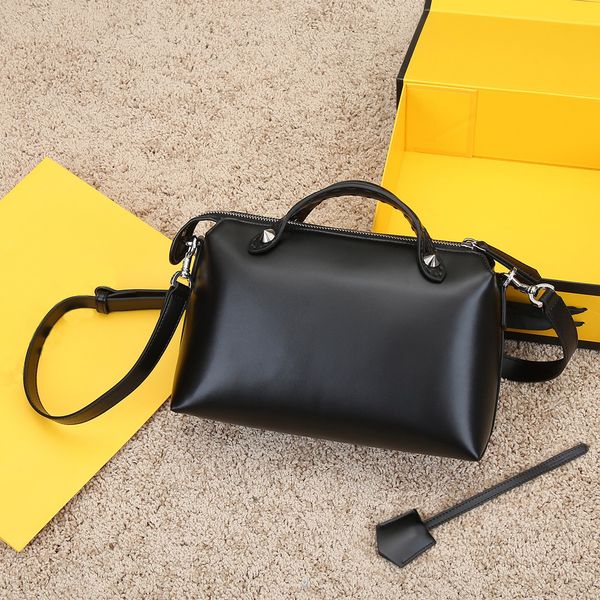 new by the way boston bags genuine leather stamping letter pattern 28cm large capacity inside zipper pocket spacious handbags crossbody shou
new by the way boston bags genuine leather stamping letter pattern 28cm large capacity inside zipper pocket spacious handbags crossbody shou