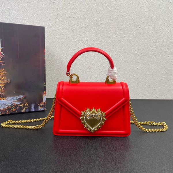 mini shoulder bag designer bag leather crossbody chain bags gold heart pearl letter buckle casual purse ladies luxury handbag gh3g
mini shoulder bag designer bag leather crossbody chain bags gold heart pearl letter buckle casual purse ladies luxury handbag gh3g