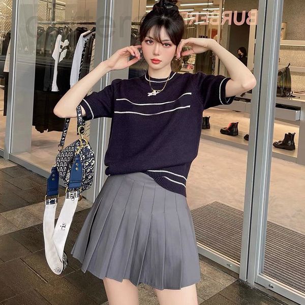 women's t-shirt designer d family short sleeved knitted t-shirt women's new early spring 2022 lazy round neck temperament sweater, White
women's t-shirt designer d family short sleeved knitted t-shirt women's new early spring 2022 lazy round neck temperament sweater, White