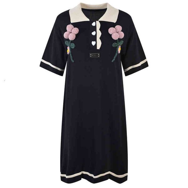 two piece dress black polo collar dress for women summer three-dimensional flowers college style foreign aging temperament thin short sleeve, White
two piece dress black polo collar dress for women summer three-dimensional flowers college style foreign aging temperament thin short sleeve, White