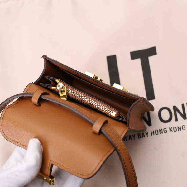 wholesales women bags 2022 new print mini cowhide women's bag handbag wallet small single shoulder handbags
wholesales women bags 2022 new print mini cowhide women's bag handbag wallet small single shoulder handbags