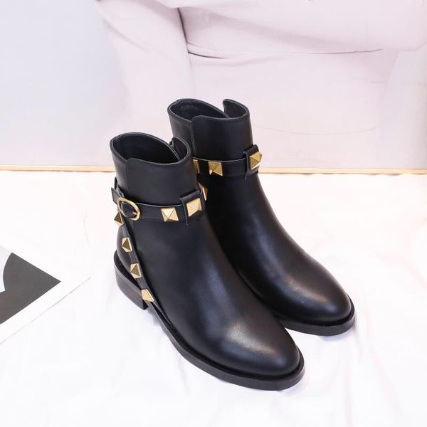 2022 new women boots designer luxury shoes casual fashion vintage high-quality vamp cowhide inner lining sheepskin cross rivet line 35-41 us, Black
2022 new women boots designer luxury shoes casual fashion vintage high-quality vamp cowhide inner lining sheepskin cross rivet line 35-41 us, Black