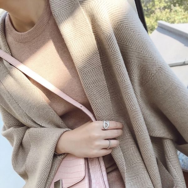spring elegant winter coats loose knit woolen sweater oversize soft cardigan knitting coat women y200910, White;black
spring elegant winter coats loose knit woolen sweater oversize soft cardigan knitting coat women y200910, White;black