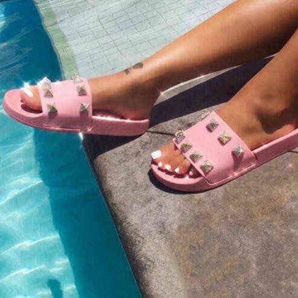 luxury brands women new metal rhinestone rivet slippers all match fashion sandals home non slip durable220514, Black
luxury brands women new metal rhinestone rivet slippers all match fashion sandals home non slip durable220514, Black