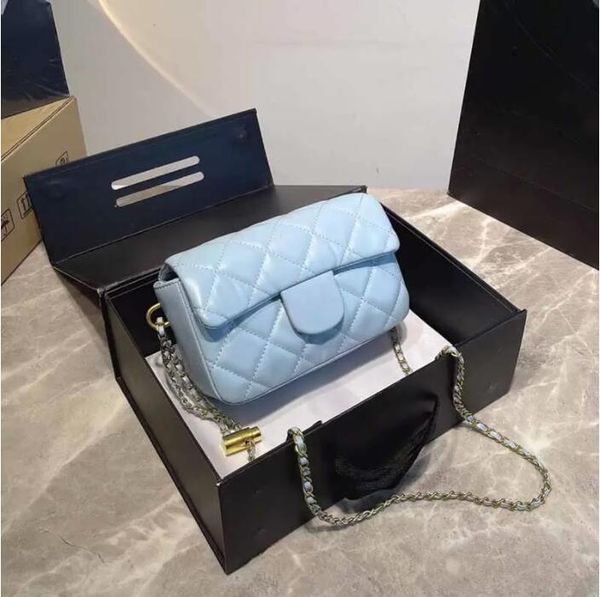 tz 20cm ladies cover cosmetic bags cases ten color aged genuine leather classic handbags gold-tone mater adjuster buckle chain cover mini sh
tz 20cm ladies cover cosmetic bags cases ten color aged genuine leather classic handbags gold-tone mater adjuster buckle chain cover mini sh