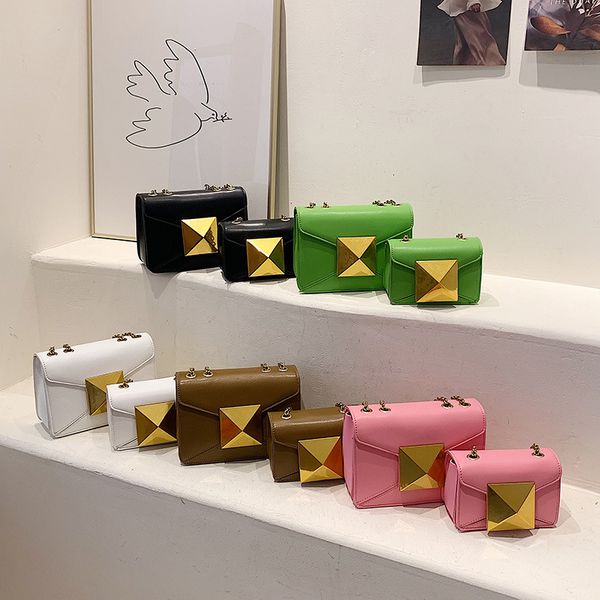 luxury old girls square handbags kids metals buckle chain one shoulder bags children pu leather crossbody bag mother mini lipsticks bag q718, Black
luxury old girls square handbags kids metals buckle chain one shoulder bags children pu leather crossbody bag mother mini lipsticks bag q718, Black