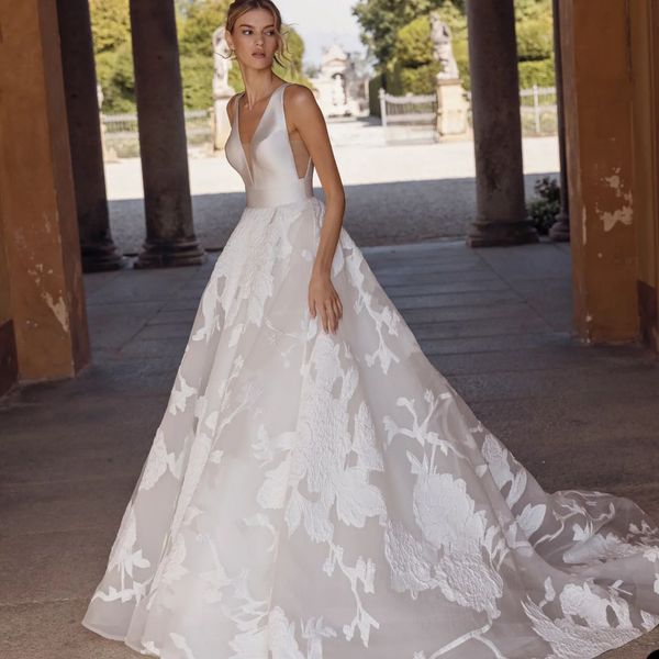 simple sleeveless wedding dresses deep v neck bridal gowns long train backless zipper robe de mariée custom made, White
simple sleeveless wedding dresses deep v neck bridal gowns long train backless zipper robe de mariée custom made, White