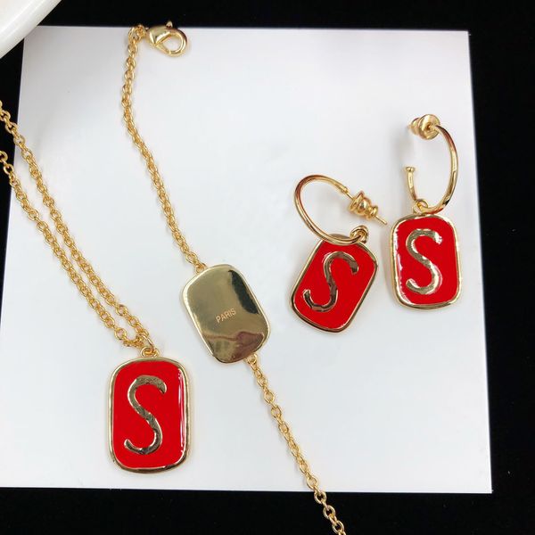 fashion non-fading chain stainless steel woman necklace bracelet jewelry set with the correct letters, Silver
fashion non-fading chain stainless steel woman necklace bracelet jewelry set with the correct letters, Silver
