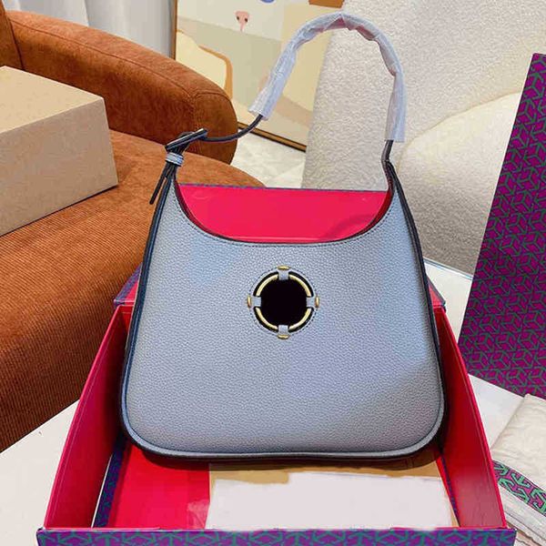 bags women print handbag shoulder leather luxury designer brand tory designer crossbody female purses trendy design handbag zhouzhoubao123 p
bags women print handbag shoulder leather luxury designer brand tory designer crossbody female purses trendy design handbag zhouzhoubao123 p