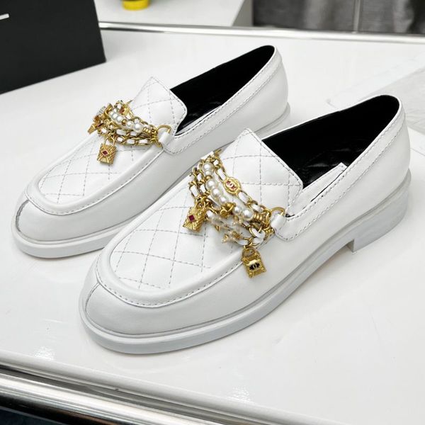 designer women shoes spring and summer new rhombus pearl chain lock loafers women shoe mules, Black
designer women shoes spring and summer new rhombus pearl chain lock loafers women shoe mules, Black