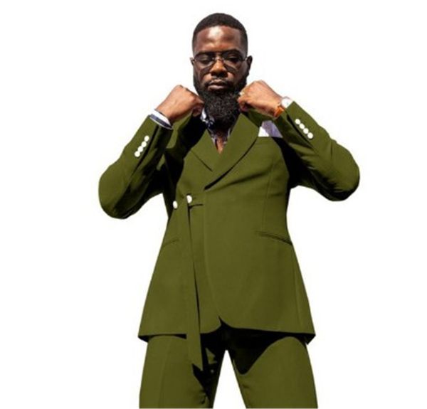 fashion green peak lapel men suits tuxedos with belt costume homme wedding prom terno masculino slim fit groom blazer 2 pcs jacket pant, Black;gray
fashion green peak lapel men suits tuxedos with belt costume homme wedding prom terno masculino slim fit groom blazer 2 pcs jacket pant, Black;gray