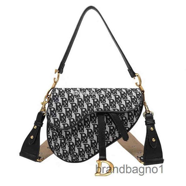 2022 luxurys bags messenger handbag designers women totes fashion vintage printing womens shoulder bag classic crossbody handbags v1u4
2022 luxurys bags messenger handbag designers women totes fashion vintage printing womens shoulder bag classic crossbody handbags v1u4