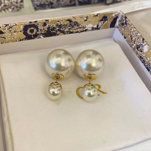 70% off 2022 new designer jewelryfamily dijia classic pearl simple and versatile earrings women's light luxurynew jewellery, Golden;silver
70% off 2022 new designer jewelryfamily dijia classic pearl simple and versatile earrings women's light luxurynew jewellery, Golden;silver
