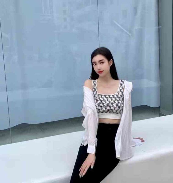 spring old flower square collar short bottomed knitted vest mbb1swt049 trendy women's clothing wholesale, White
spring old flower square collar short bottomed knitted vest mbb1swt049 trendy women's clothing wholesale, White