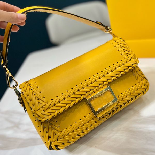 designer women classic baguette clutch bag italy roma brand knitting crossbody handbags genuine leather lady shoulder bag totes luxury desig
designer women classic baguette clutch bag italy roma brand knitting crossbody handbags genuine leather lady shoulder bag totes luxury desig