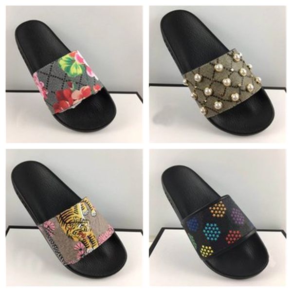 classic designer ladies slippers with box men's slippers gear bottom flip flops ladies luxury sandals fashion casual leather thong sand, Black
classic designer ladies slippers with box men's slippers gear bottom flip flops ladies luxury sandals fashion casual leather thong sand, Black