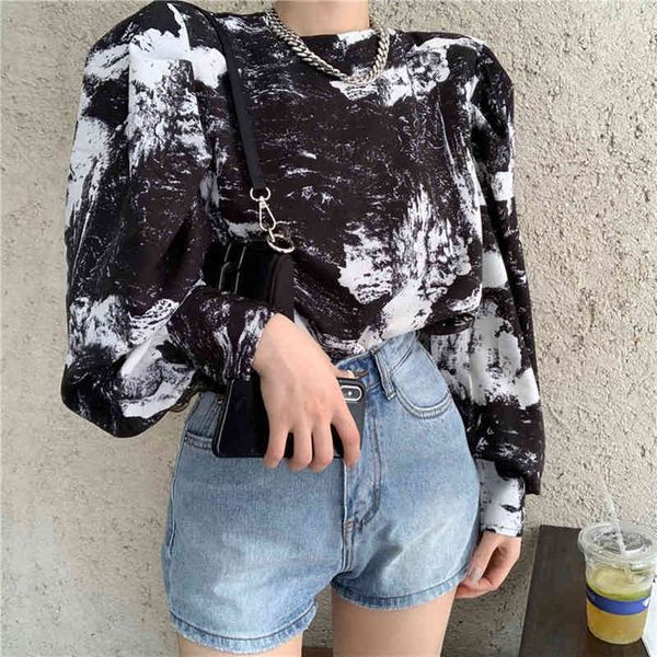 ink print blouse women korean style shirt loose retro round neck long sleeve autumn spring blusa mujer casual pullover shirt 210412, White
ink print blouse women korean style shirt loose retro round neck long sleeve autumn spring blusa mujer casual pullover shirt 210412, White