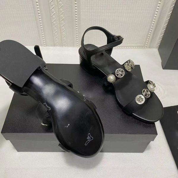 luxury sandals designer women's slippers high-quality summer fashion high-heeled sandals brand casual shoes women's leather outdoo, Black
luxury sandals designer women's slippers high-quality summer fashion high-heeled sandals brand casual shoes women's leather outdoo, Black