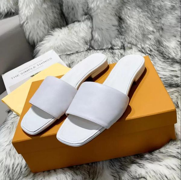 2022 classic slippers sandals revival flat mules shoes men women slides sandal designer black pink orange blue brown white summer flip flops
2022 classic slippers sandals revival flat mules shoes men women slides sandal designer black pink orange blue brown white summer flip flops