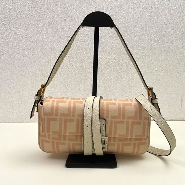 luxury designer bags 2022 fashion shoulder bag kan u gold label logo presbyopia baguette underarm bag leather crossbody 1994 size 28x6x13.5c
luxury designer bags 2022 fashion shoulder bag kan u gold label logo presbyopia baguette underarm bag leather crossbody 1994 size 28x6x13.5c